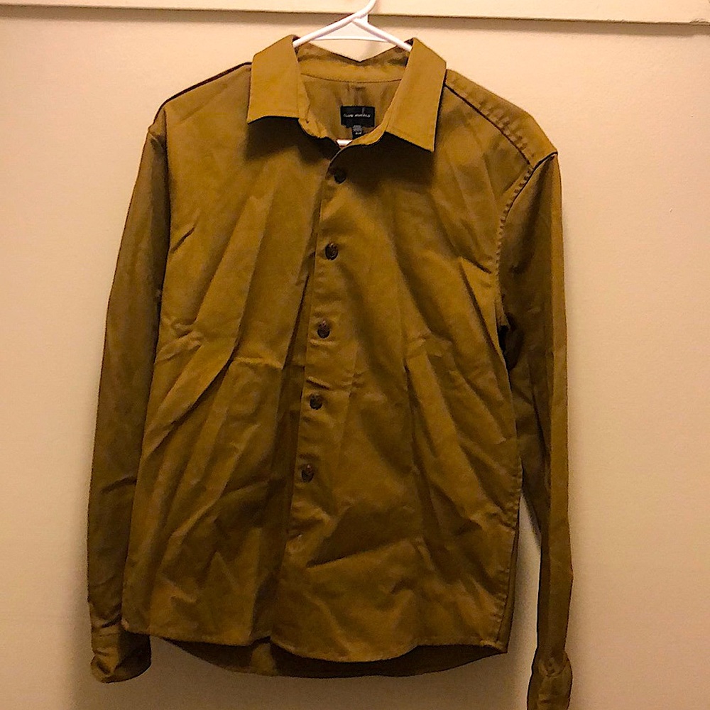 Never worn Club Monaco button down long sleeve